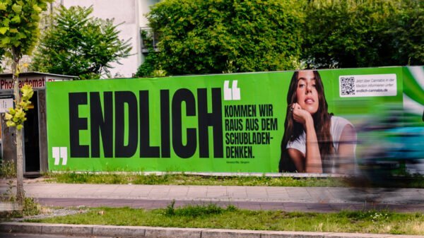 Die ENDLICH Kampagne von Four 20 Pharma - Vanessa Mai spricht auch auf der Golden Leaf Gala 2024