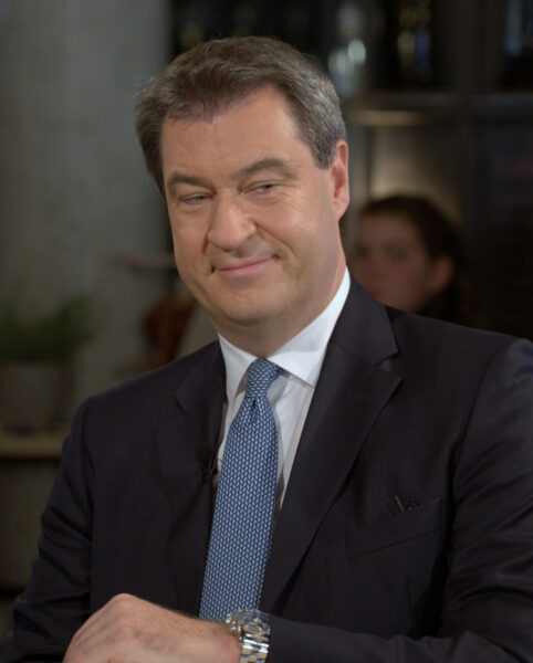 Markus Söder will eine Cannabissteuer einführen. Michael Lucan / Wikimedia Commons, CC BY-SA 3.0 DE, Ausschnitt bearbeitet. https://commons.wikimedia.org/wiki/File%3A2018-10-12_Markus_S%C3%B6der_CSU_8341.jpg